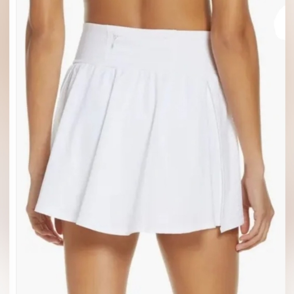 Spanx Get Moving White Skort Size Small